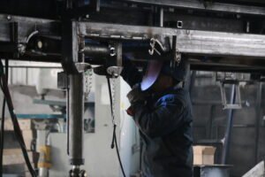 installing hydraulic