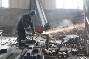 mobile banquets cutting